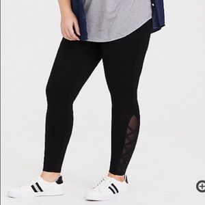 BLACK PONTE LATTICE LUXE LEGGING
